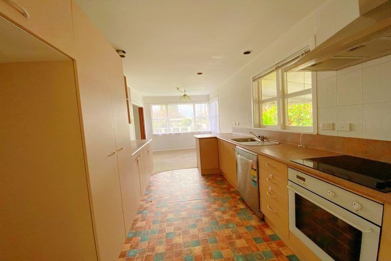 Photo of property in 15 Morris Road, Hillcrest, Hamilton, 3216