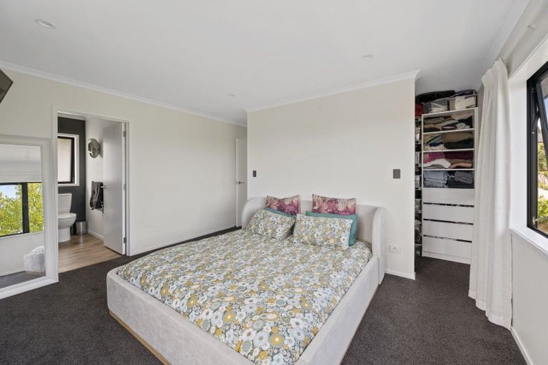 Photo of property in 45 Kent Terrace, Taradale, Napier, 4112