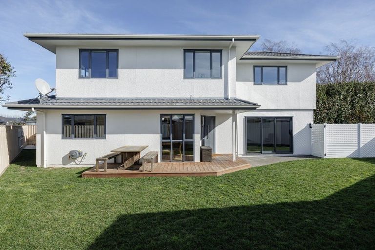 Photo of property in 101a Main Road, Clive, 4102