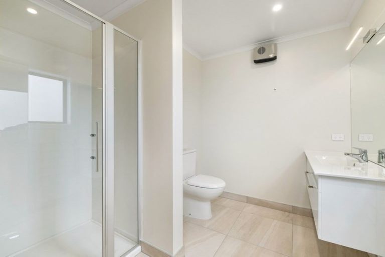 Photo of property in 12 Sawdon Street, Wanaka, 9305