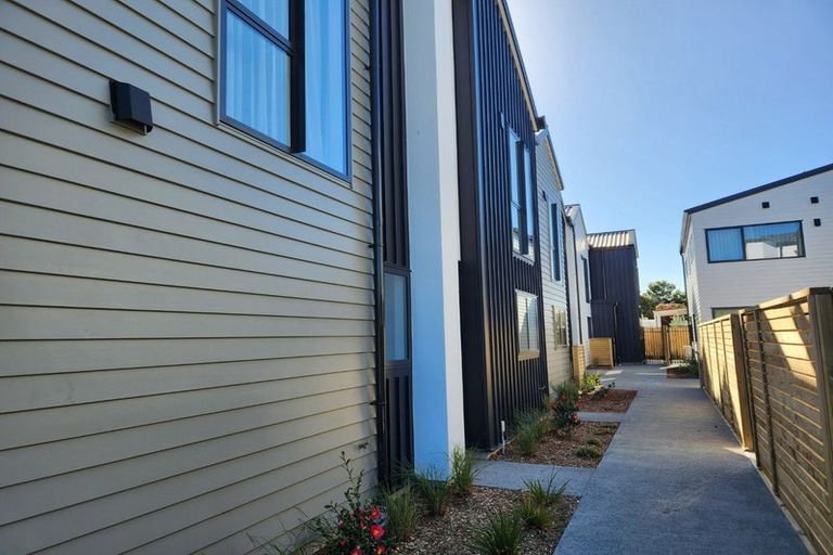 Photo of property in 5b Bathurst Street, Silverstream, Upper Hutt, 5019