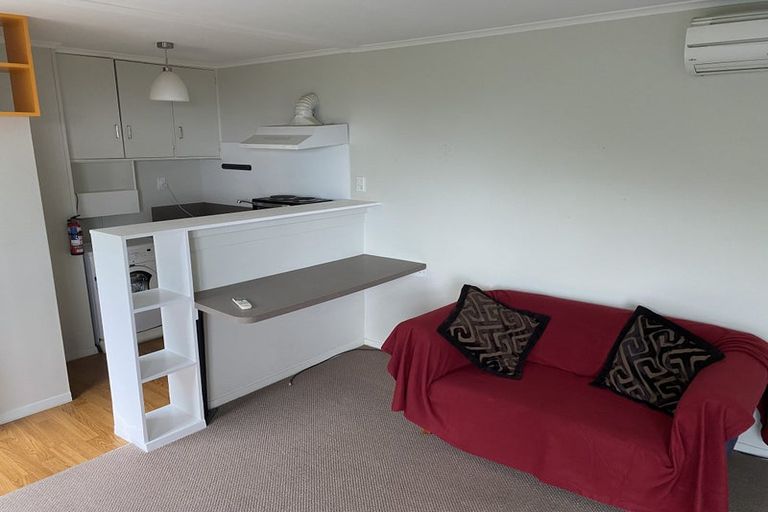 Photo of property in 70 Homebush Road, Khandallah, Wellington, 6035