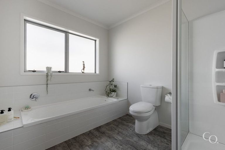 Photo of property in 47 Dunkeld Drive, Papamoa, 3118