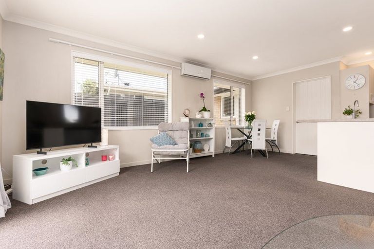 Photo of property in 3/61 Neill Street, Hornby, Christchurch, 8042