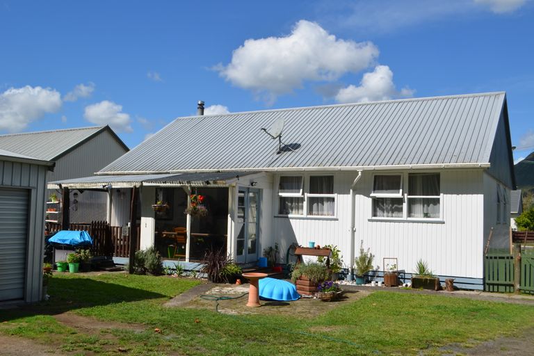 Photo of property in 24 Domett Street, Kawerau, 3127