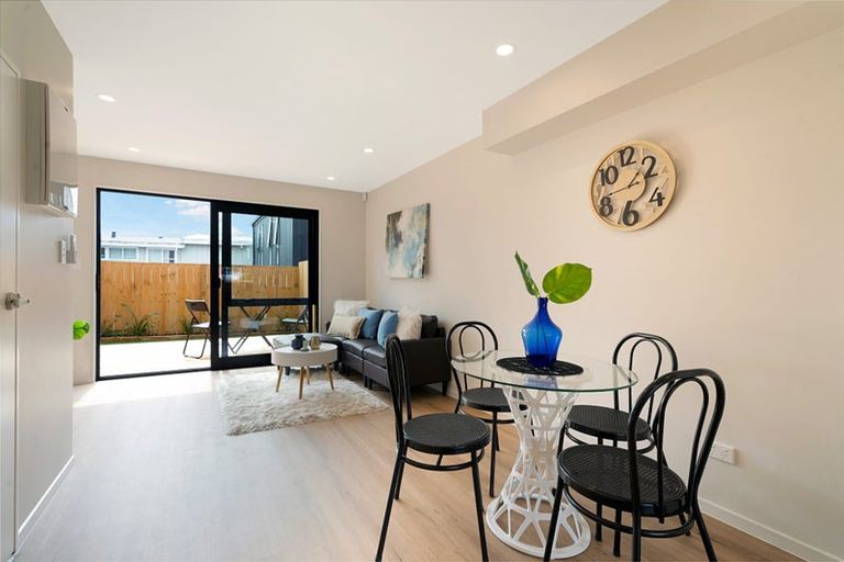 Photo of property in 4/85 Jaemont Avenue, Te Atatu South, Auckland, 0610