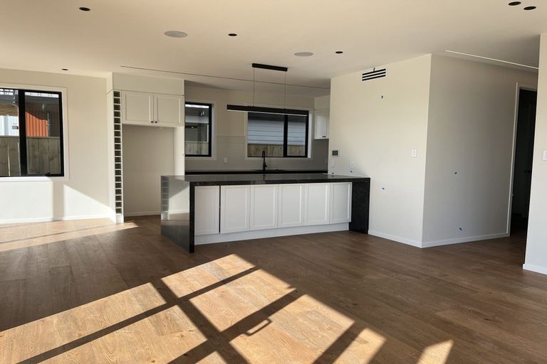 Photo of property in 1 Turbine Way, Hobsonville, Auckland, 0616