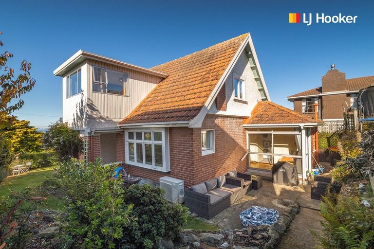 Photo of property in 17 Leven Street, Roslyn, Dunedin, 9010