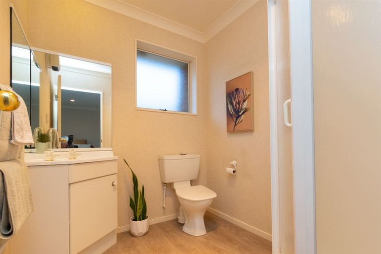 Photo of property in 71 Amberley Avenue, Highbury, Palmerston North, 4412