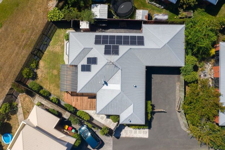 Photo of property in 2/17 Fieldmoor Place, Parklands, Christchurch, 8083