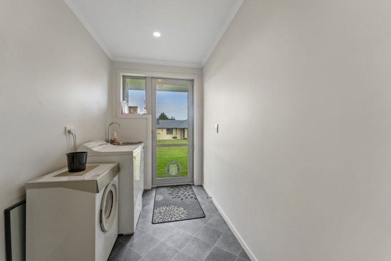 Photo of property in 29 Majestic Chance, Seaward Bush, Invercargill, 9812