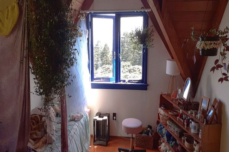 Photo of property in 122 Lone Kauri Road, Karekare, New Lynn, 0772