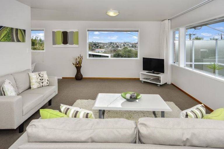 Photo of property in 1/183 Coronation Road, Hillcrest, Auckland, 0627