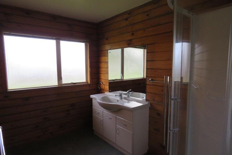 Photo of property in 170 Frankley Road, Frankleigh Park, New Plymouth, 4310