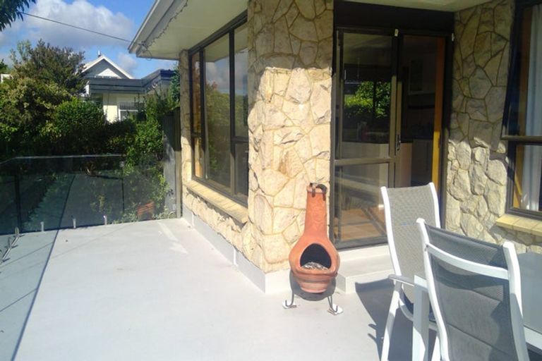 Photo of property in 331 Eastern Terrace, Sydenham, Christchurch, 8023