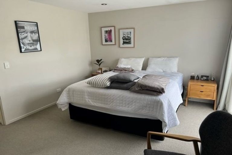 Photo of property in 4 Onslow Road, Lake Hayes, Queenstown, 9304