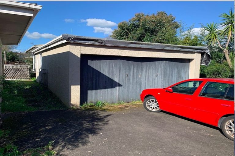 Photo of property in 8a Williams Place, Fairfield, Hamilton, 3214