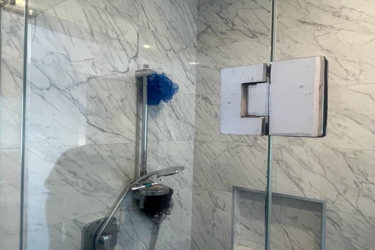 Photo of property in 24 Sapphire Place, Bayview, Auckland, 0629