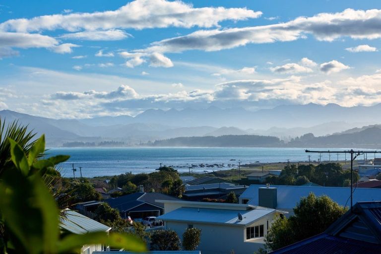 Photo of property in 4 Kea Place, South Bay, Kaikoura, 7300