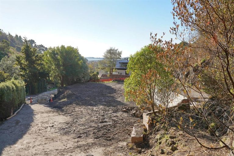 Photo of property in 8 Virginia Lane, Mount Pleasant, Christchurch, 8081