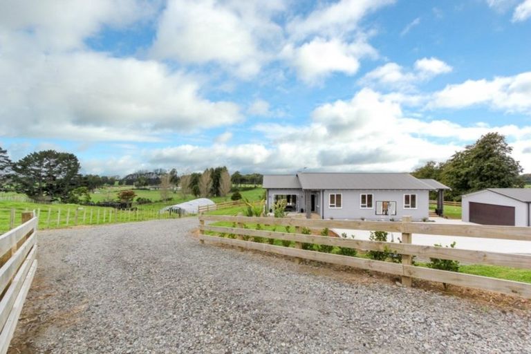 Photo of property in 311 Corbett Road, Paraite, New Plymouth, 4373