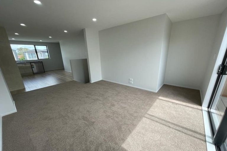 Photo of property in 21 Marumaru Lane, Manurewa, Auckland, 2102