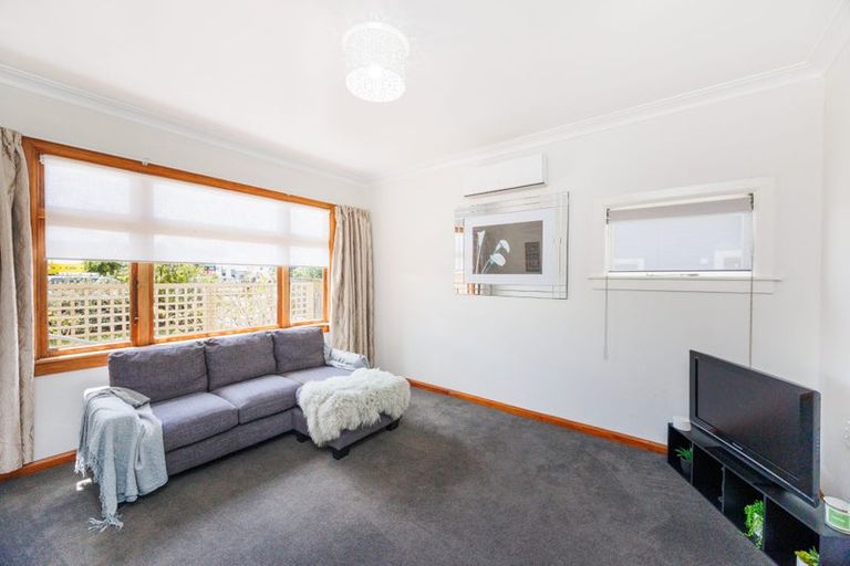 Photo of property in 996 Tremaine Avenue, Roslyn, Palmerston North, 4414