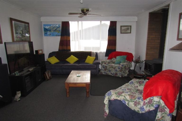 Photo of property in 5 Ross Street, Dunollie, Runanga, 7803