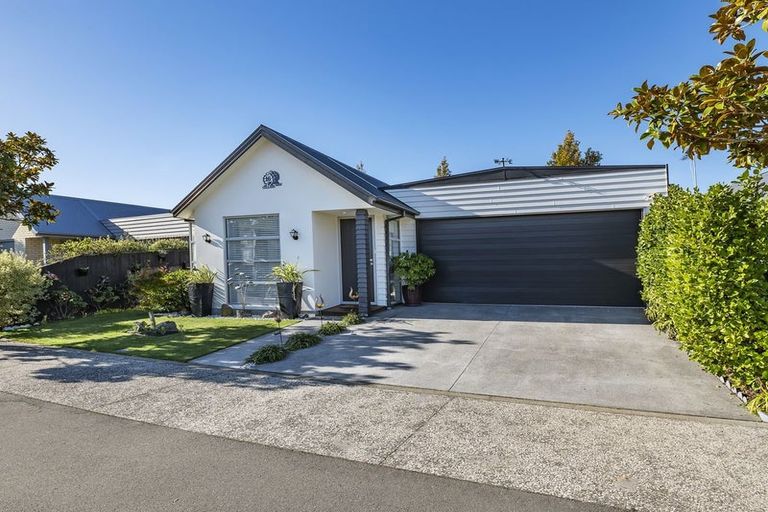 Photo of property in 16 Cellars Way, Yaldhurst, Christchurch, 8042