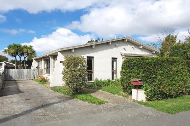 Photo of property in 34 Euston Street, Riccarton, Christchurch, 8041