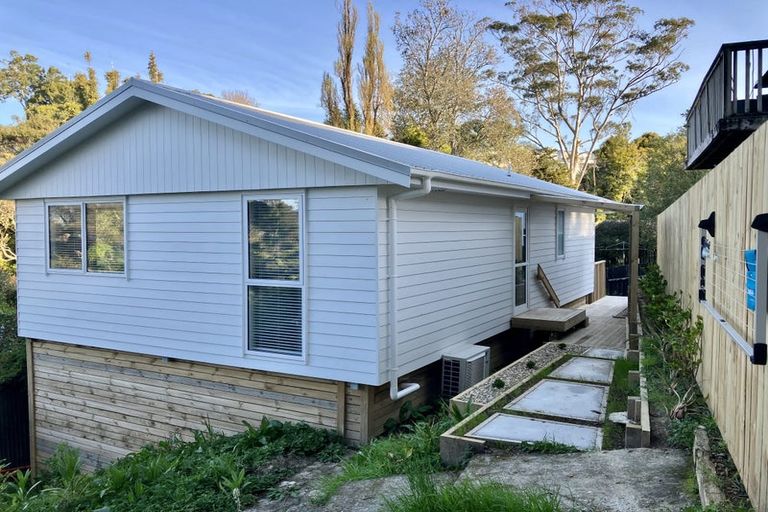 Photo of property in 15 Lysander Crescent, Beach Haven, Auckland, 0626