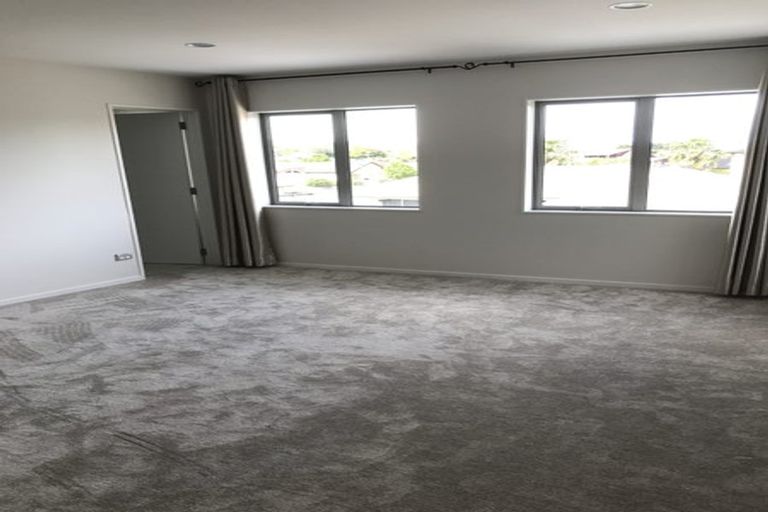 Photo of property in 9 Parkhaven Drive, Rosehill, Papakura, 2113