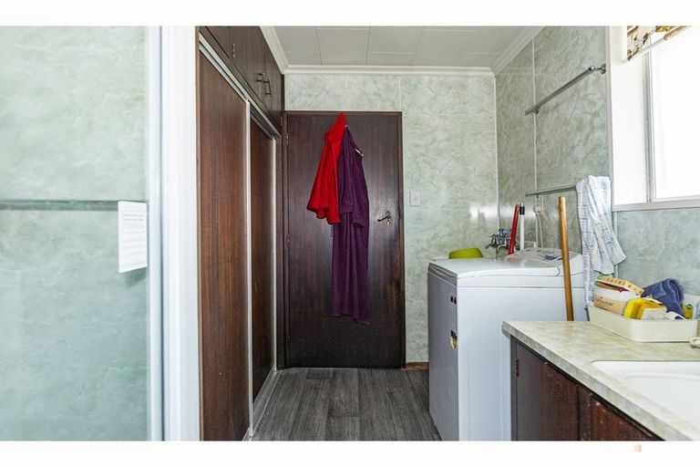 Photo of property in 5 Goldsmith Street, Waimate, 7924