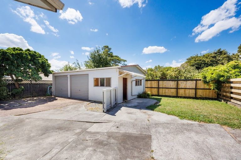 Photo of property in 3 Escort Grove, Awapuni, Palmerston North, 4412