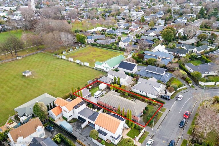 Photo of property in 22 Makora Street, Fendalton, Christchurch, 8041