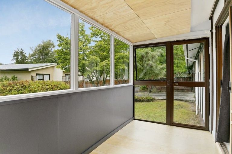 Photo of property in 2/104 Taupahi Road, Turangi, 3334