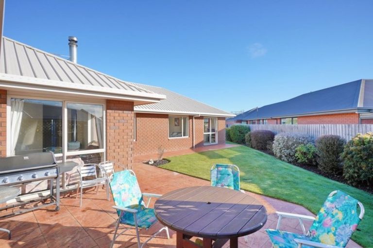 Photo of property in 43 Rempstone Drive, Halswell, Christchurch, 8025