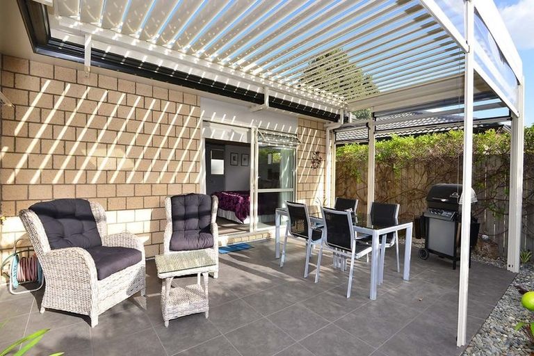 Photo of property in 44 Hatton Road, Orewa, 0931