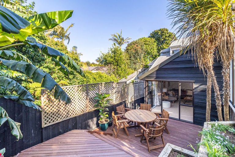 Photo of property in 3/25 Shackleton Road, Mount Eden, Auckland, 1024
