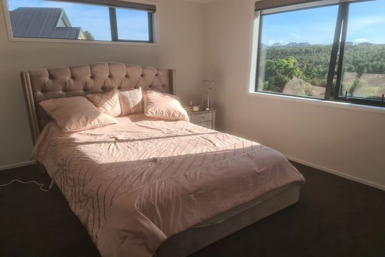 Photo of property in 2 Winstone House Road, Paerata, 2124