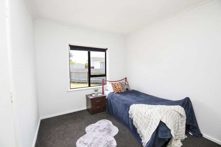 Photo of property in 2 Masefield Avenue, Maraenui, Napier, 4110
