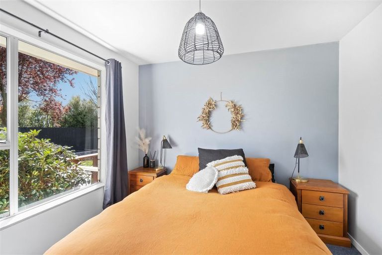 Photo of property in 22 Mckellar Place, Hornby, Christchurch, 8042