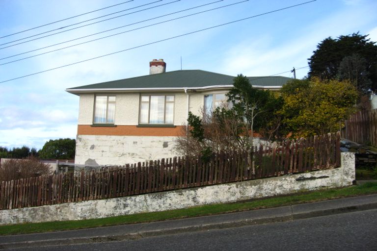 Photo of property in 64 Burrows Street, Bluff, 9814