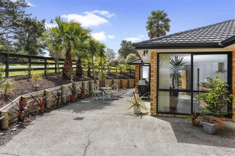 Photo of property in 1 Carol Lee Place, Albany Heights, Auckland, 0632