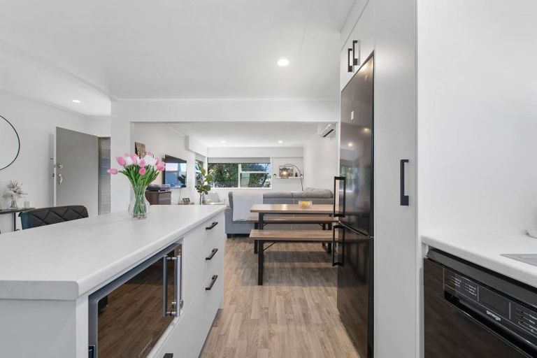 Photo of property in 70 Alison Street, Mangakakahi, Rotorua, 3015