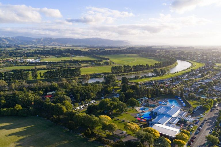 Photo of property in 9 Ranara Court, West End, Palmerston North, 4410