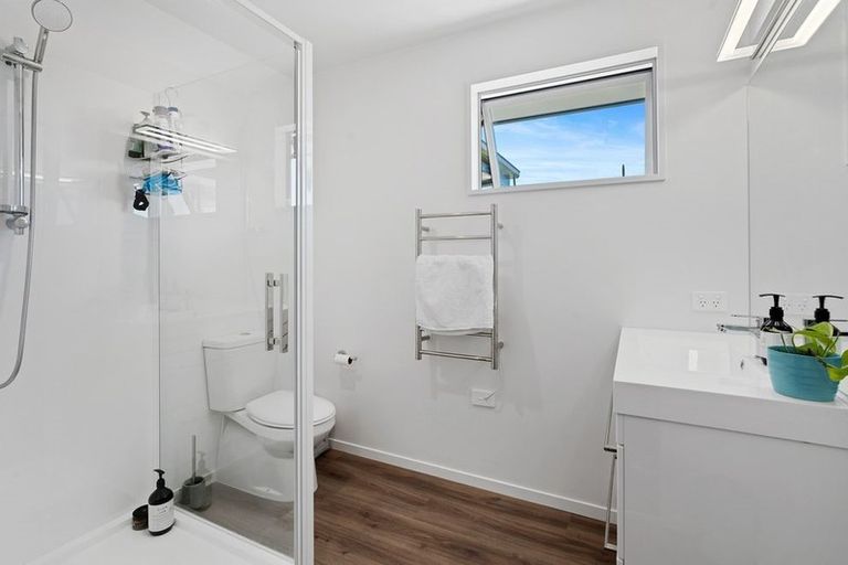 Photo of property in 12 Turnbull Crescent, Wanaka, 9305