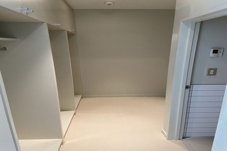 Photo of property in Chews Lane Apartments, 15i/9 Chews Lane, Wellington Central, Wellington, 6011