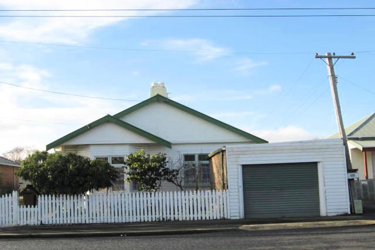 Photo of property in 21 East Avenue, Saint Kilda, Dunedin, 9012