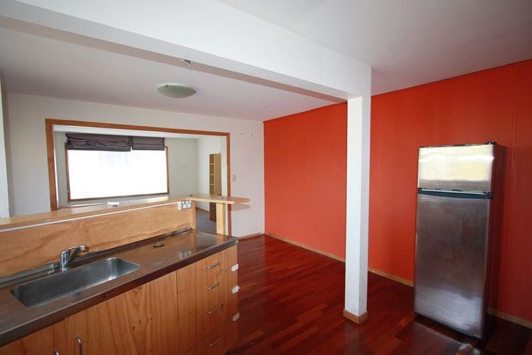 Photo of property in 50 Melrose Road, Island Bay, Wellington, 6023